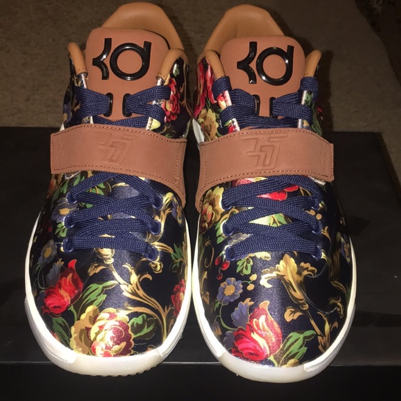Nike KD7 Floral - Picture 2 of 4